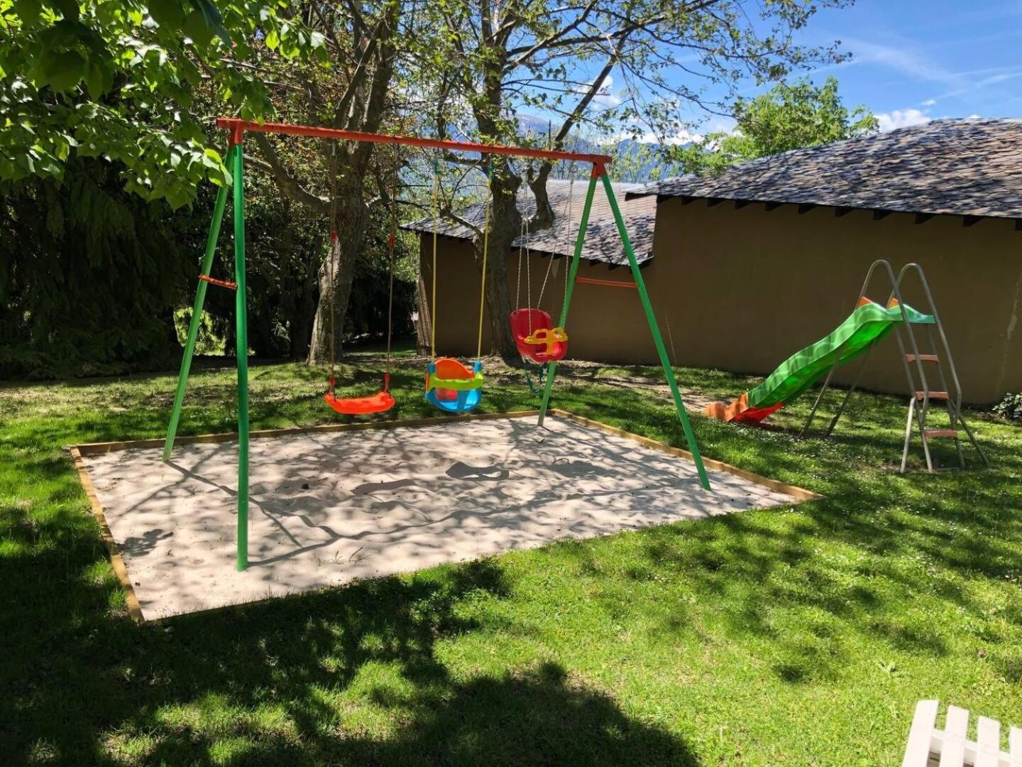 Cerdanya En Familia Montana Park Διαμέρισμα Enveitg Εξωτερικό φωτογραφία